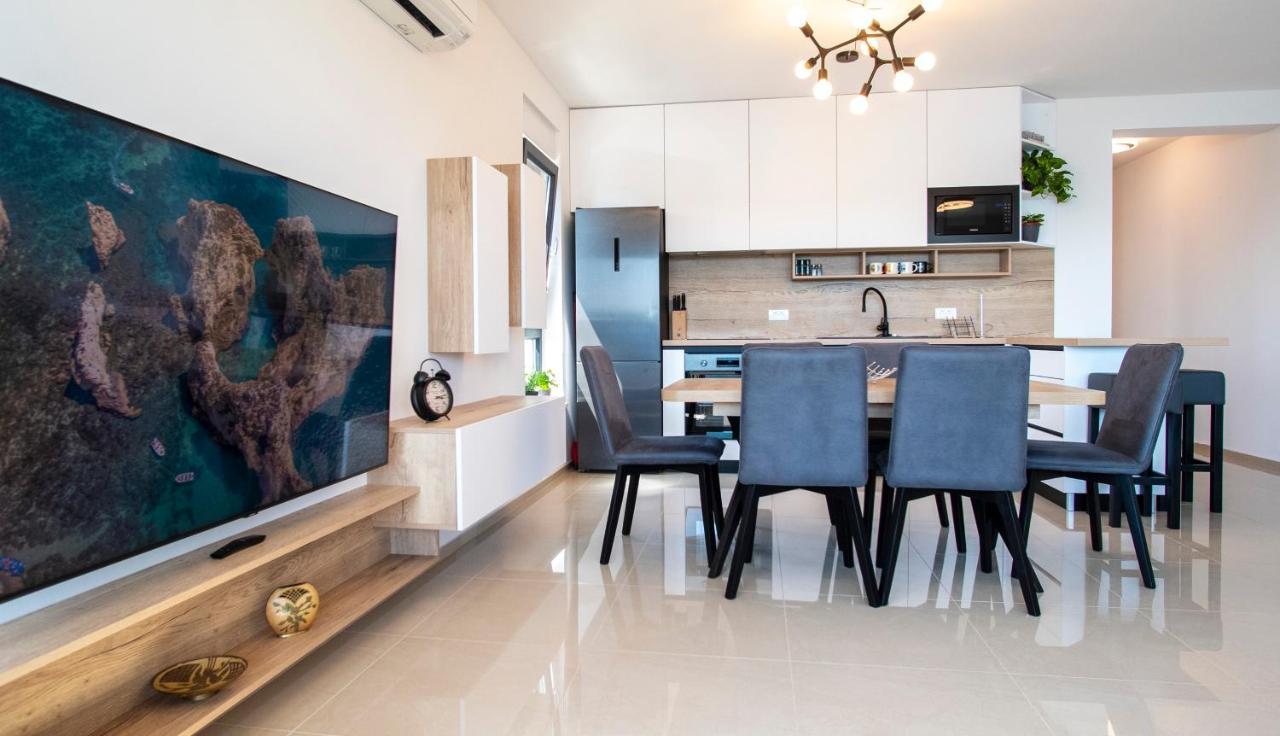 Lijon Apartment *
